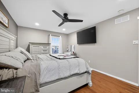 $599,900 | 216 Hampton Drive, Langhorne, PA 19047