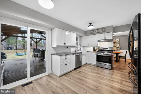 $599,900 | 216 Hampton Drive, Langhorne, PA 19047