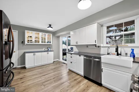 $599,900 | 216 Hampton Drive, Langhorne, PA 19047