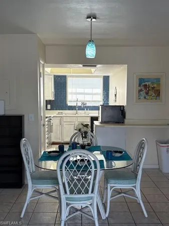 $1,450 | 1005 Southwest 48th Terrace, Unit 8, Cape Coral, FL 33914