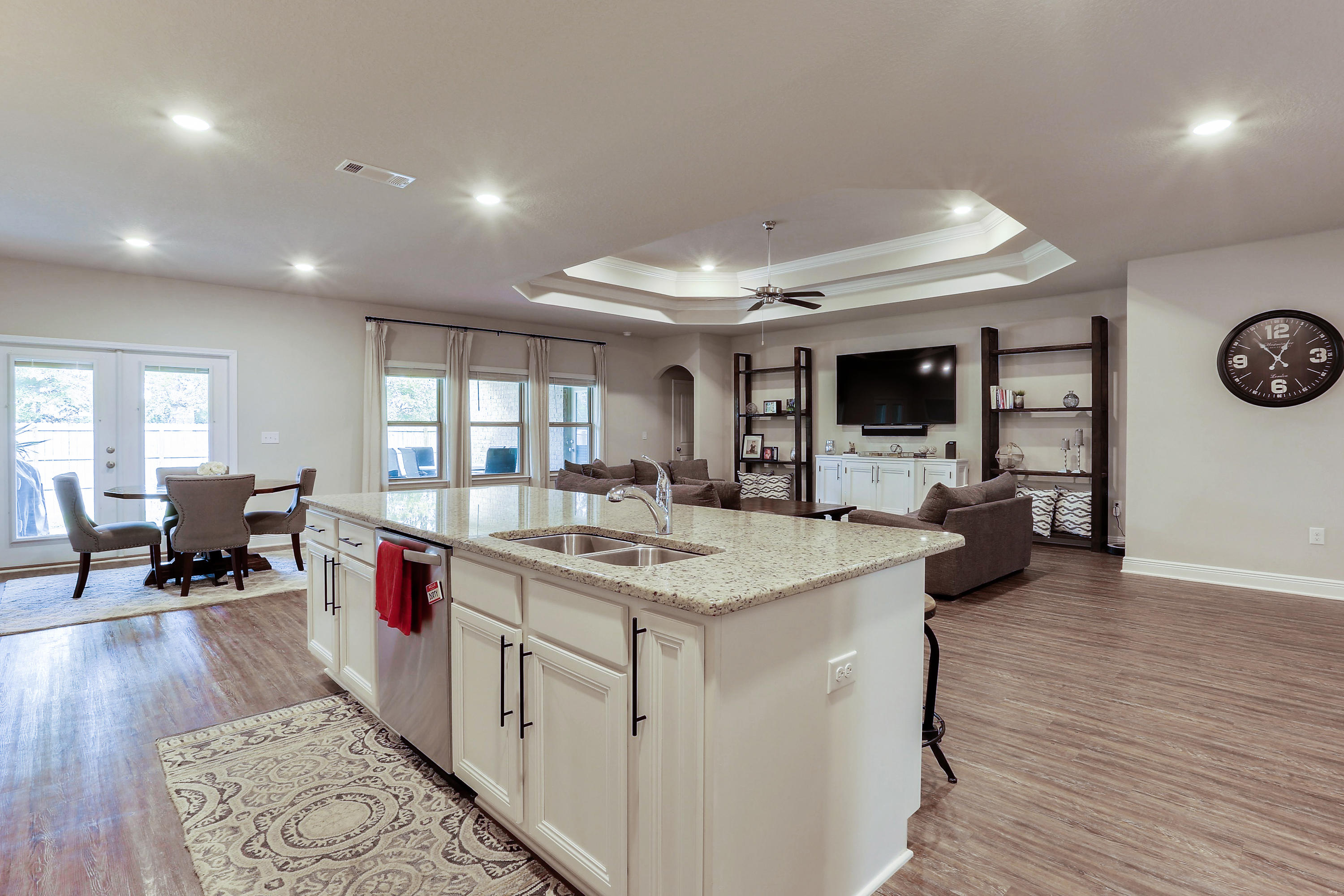 320 Merlin Court Crestview, FL 32539 - Photo 12 of 37 Gallery Image 12