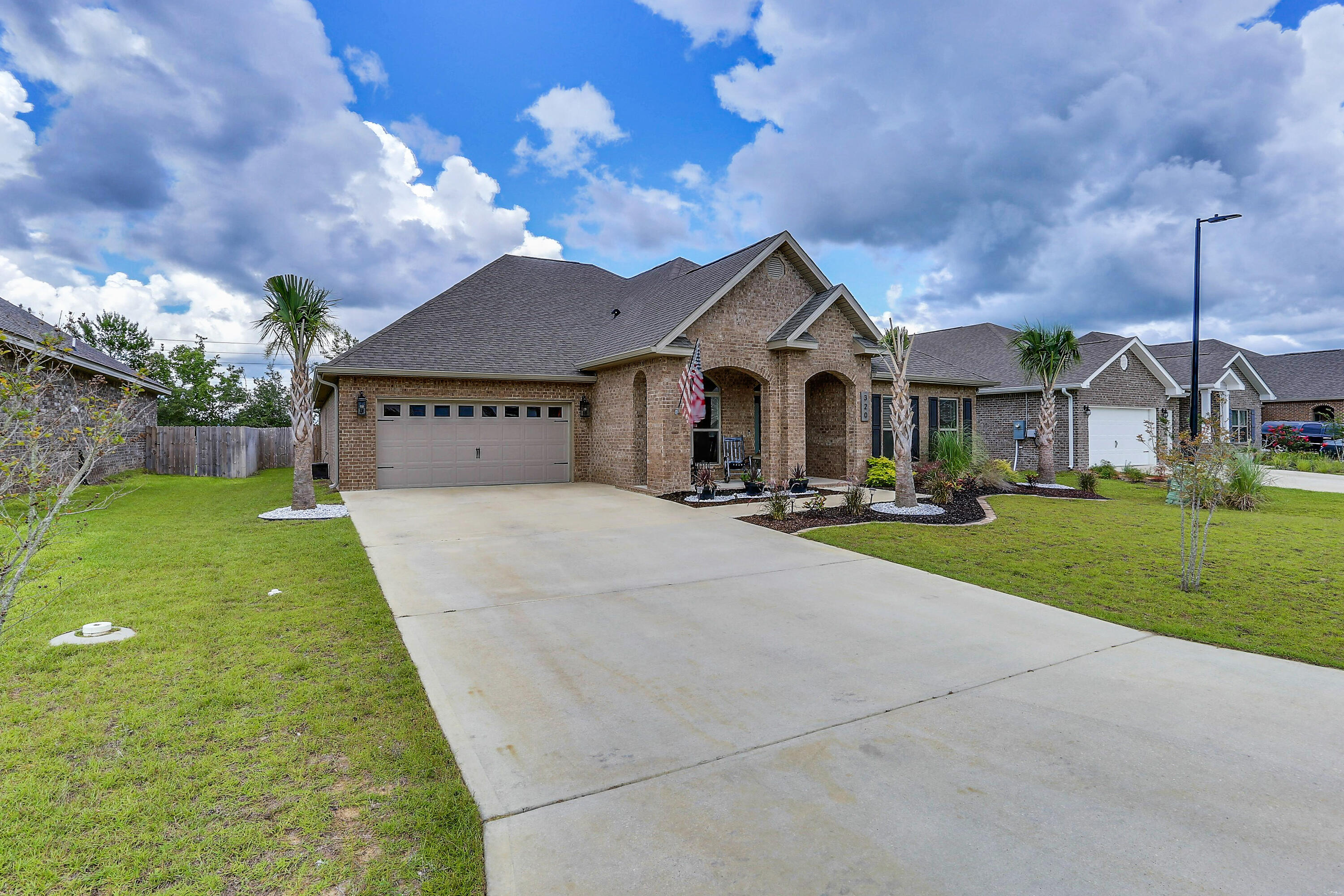 320 Merlin Court Crestview, FL 32539 - Photo 3 of 37 Gallery Image 3