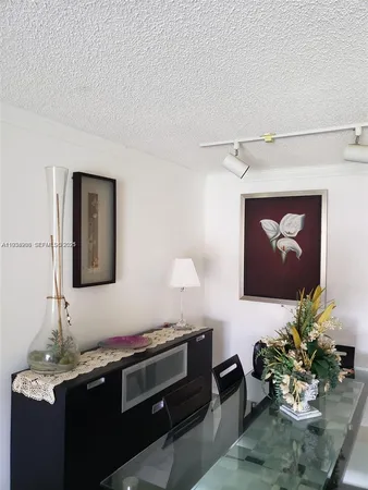 $2,695 | 4500 Northwest 99th Court, Unit 2045, Doral, FL 33178