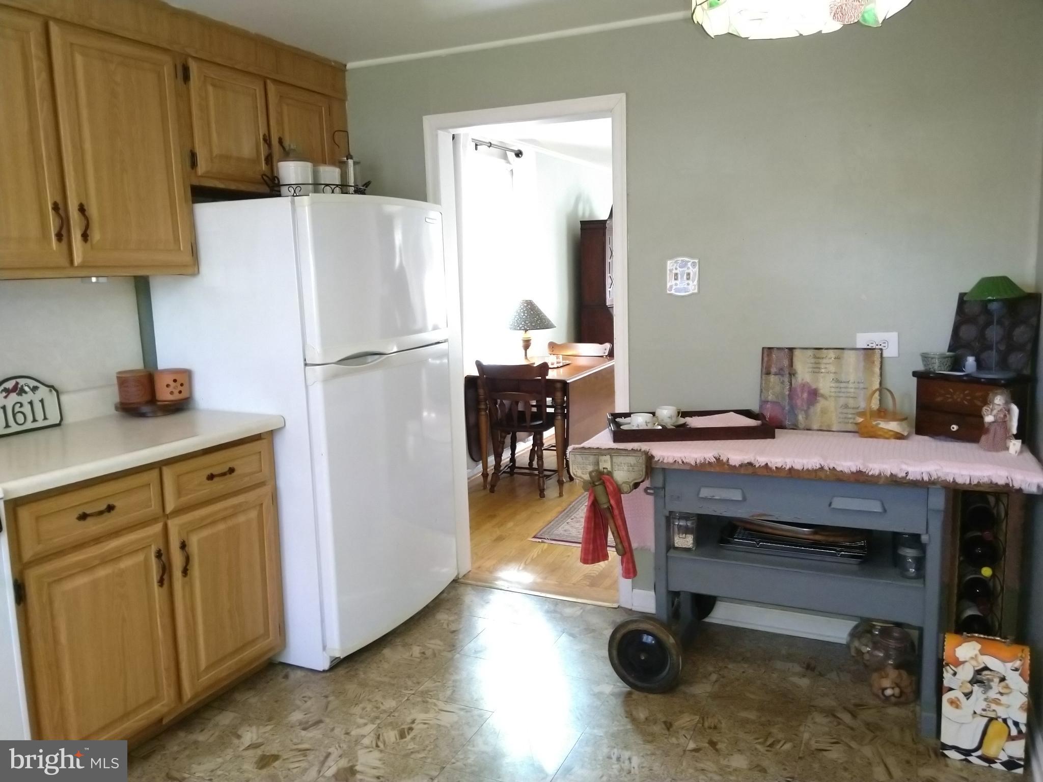 1611 Church Road Oreland, PA 19075 - Photo 11 of 29