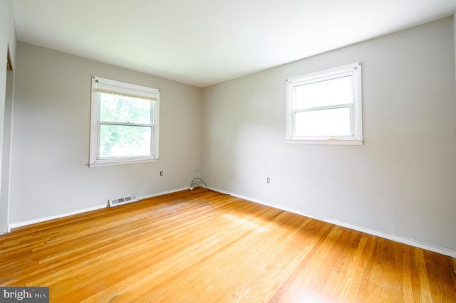 $415,000 | 1405 Ivy Lane, North Wales, PA 19454