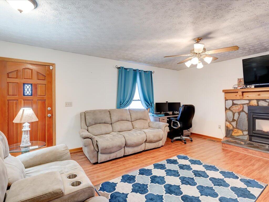 244 Kidwell Road Rutledge, TN 37861 - Photo 7 of 40 244 Kidwell Rd - 7