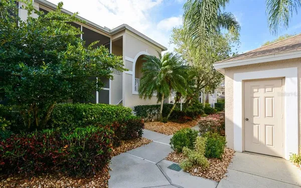 $6,000 | 9611 Castle Point Drive, Unit 916, Sarasota, FL 34238