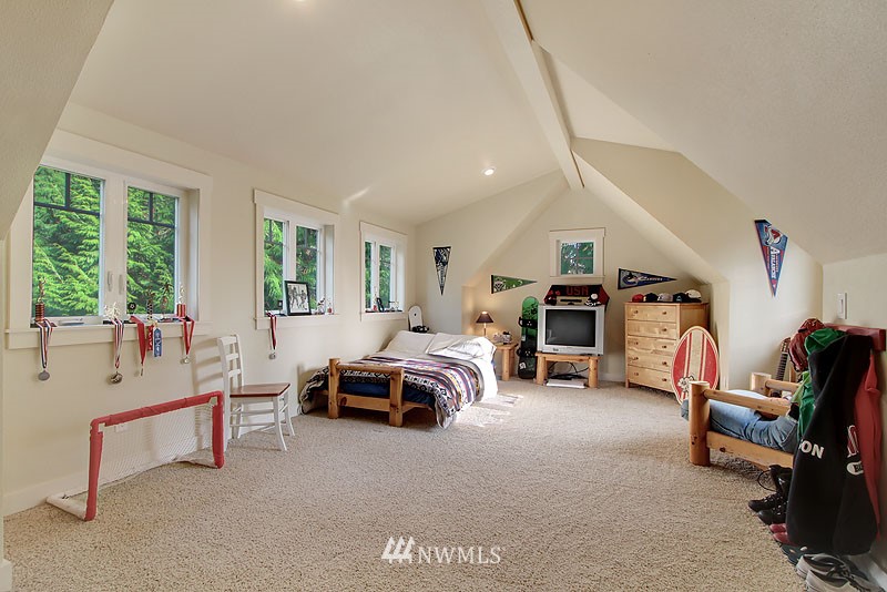 11211 Bunk Foss Road Snohomish, WA 98290 - Photo 14 of 25 Gallery Image 14