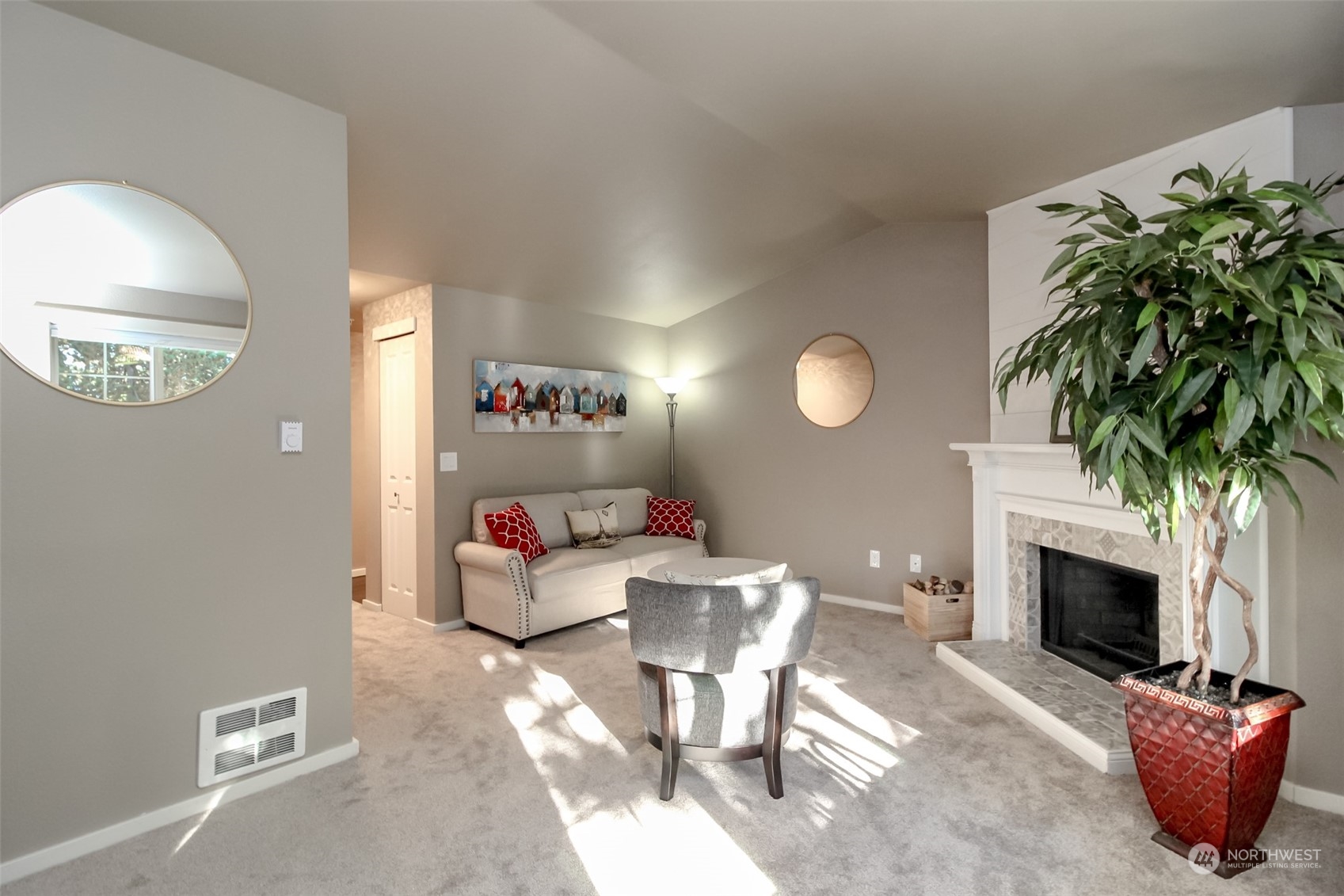 12404 East Gibson Road, Unit P302 Everett, WA 98204 - Photo 4 of 31 Gallery Image 4