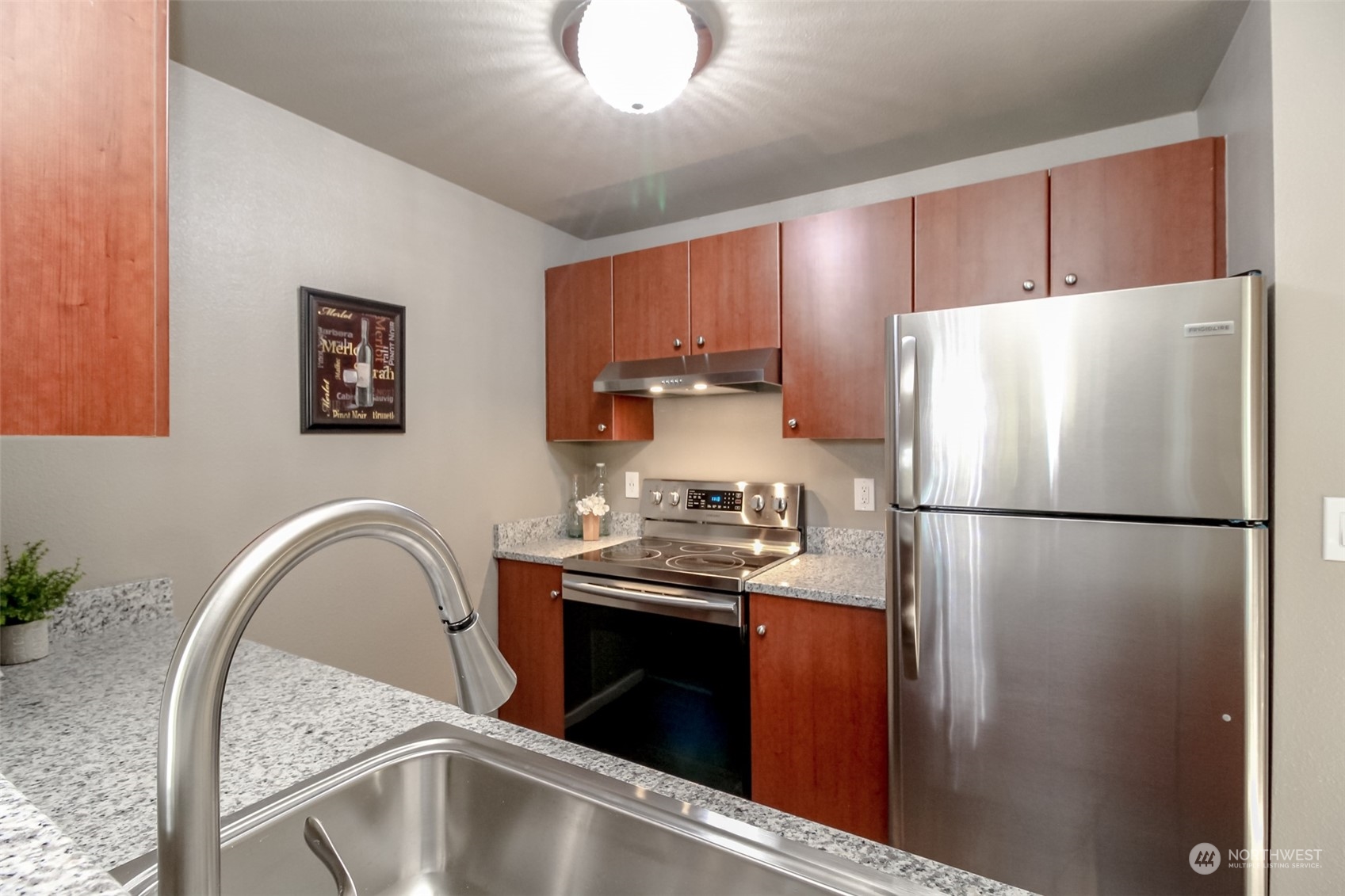 12404 East Gibson Road, Unit P302 Everett, WA 98204 - Photo 8 of 31 Gallery Image 8