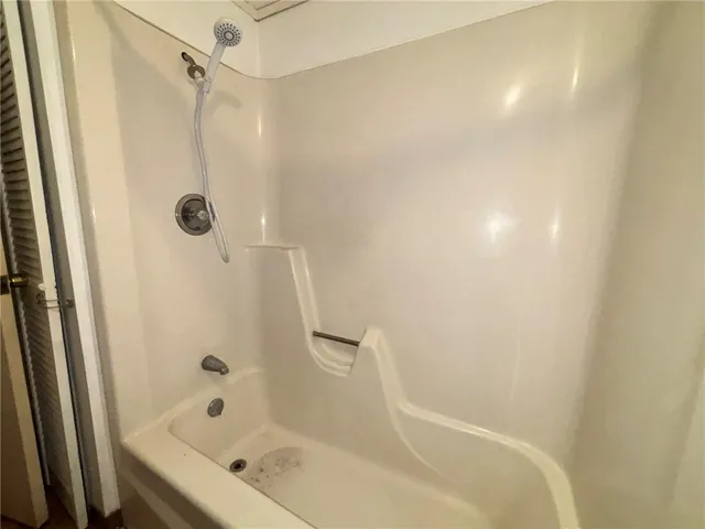 $1,800 | 111 Maltby Street, Rochester, NY 14606