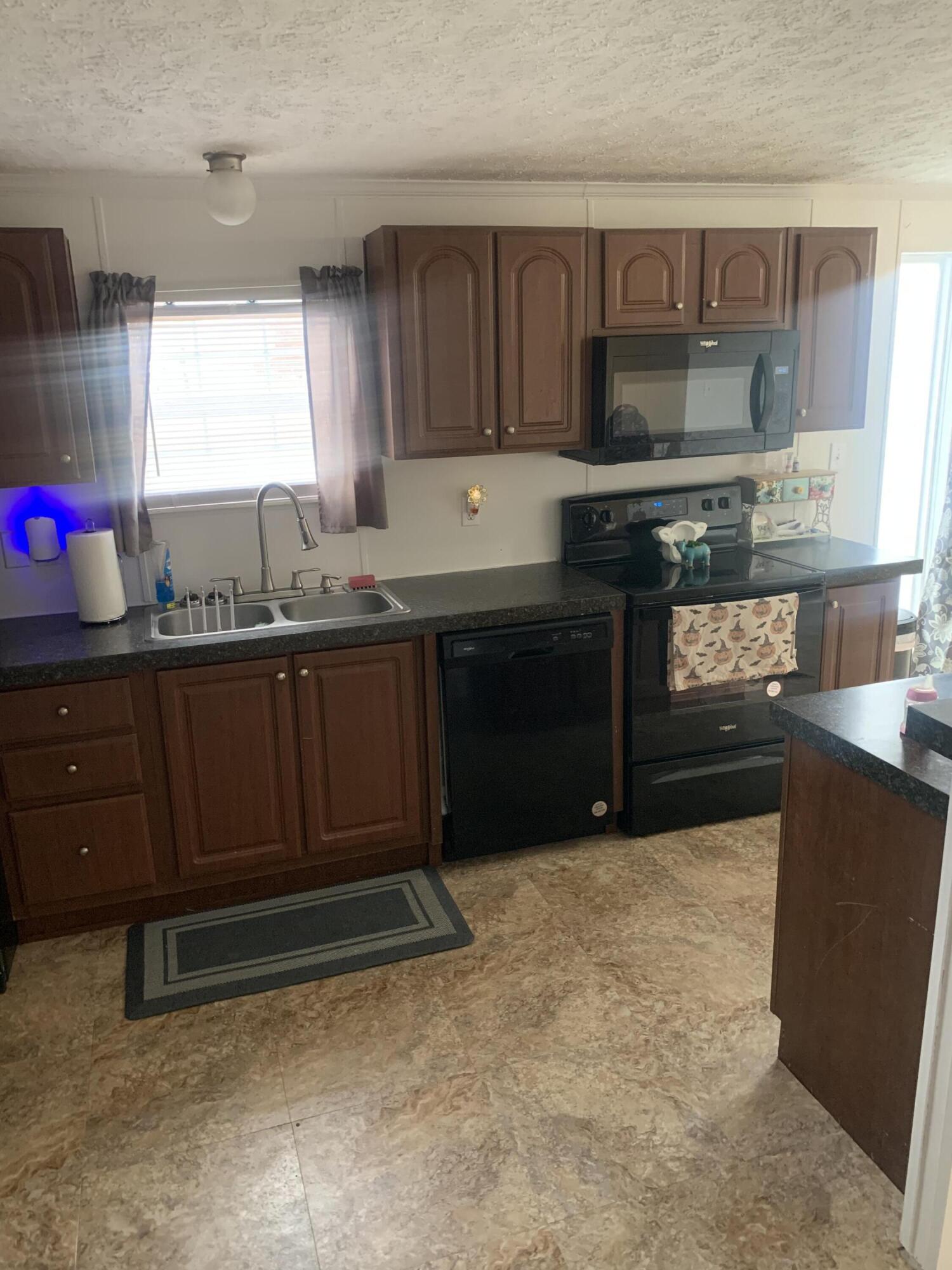 26 Clarence Duncan Road Pine Knot, KY 42635 - Photo 11 of 23 27FB3C80-0816-4CFF-8411-B30733BD11F8