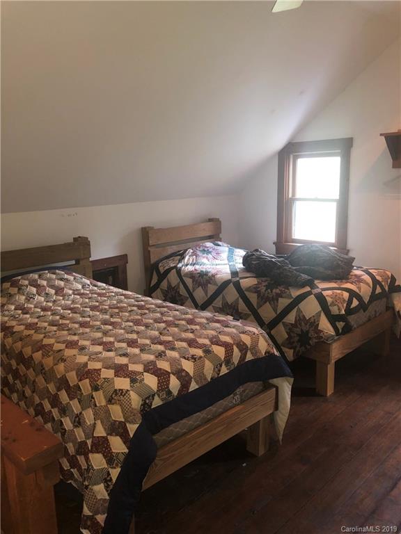 408 Hill Road Green Mountain, NC 28740 - Photo 13 of 25