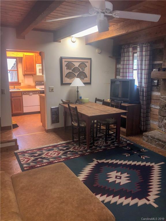 408 Hill Road Green Mountain, NC 28740 - Photo 15 of 25
