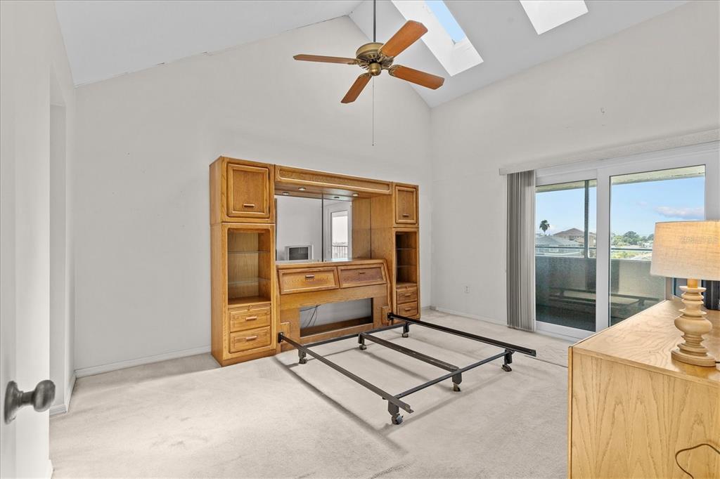 5537 Sea Forest Drive, Unit 307 New Port Richey, FL 34652 - Photo 21 of 43