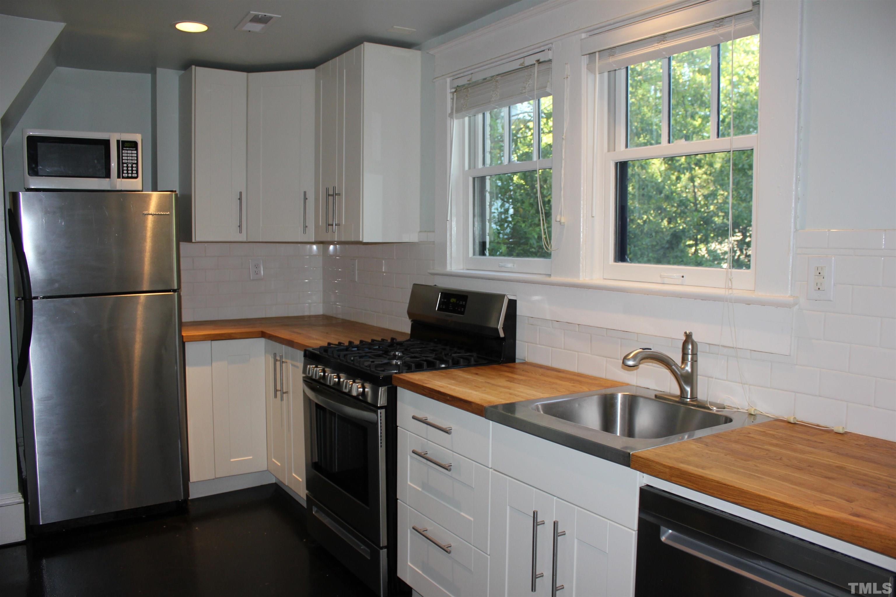 2300 Fairview Road Raleigh, NC 27608 - Photo 5 of 15