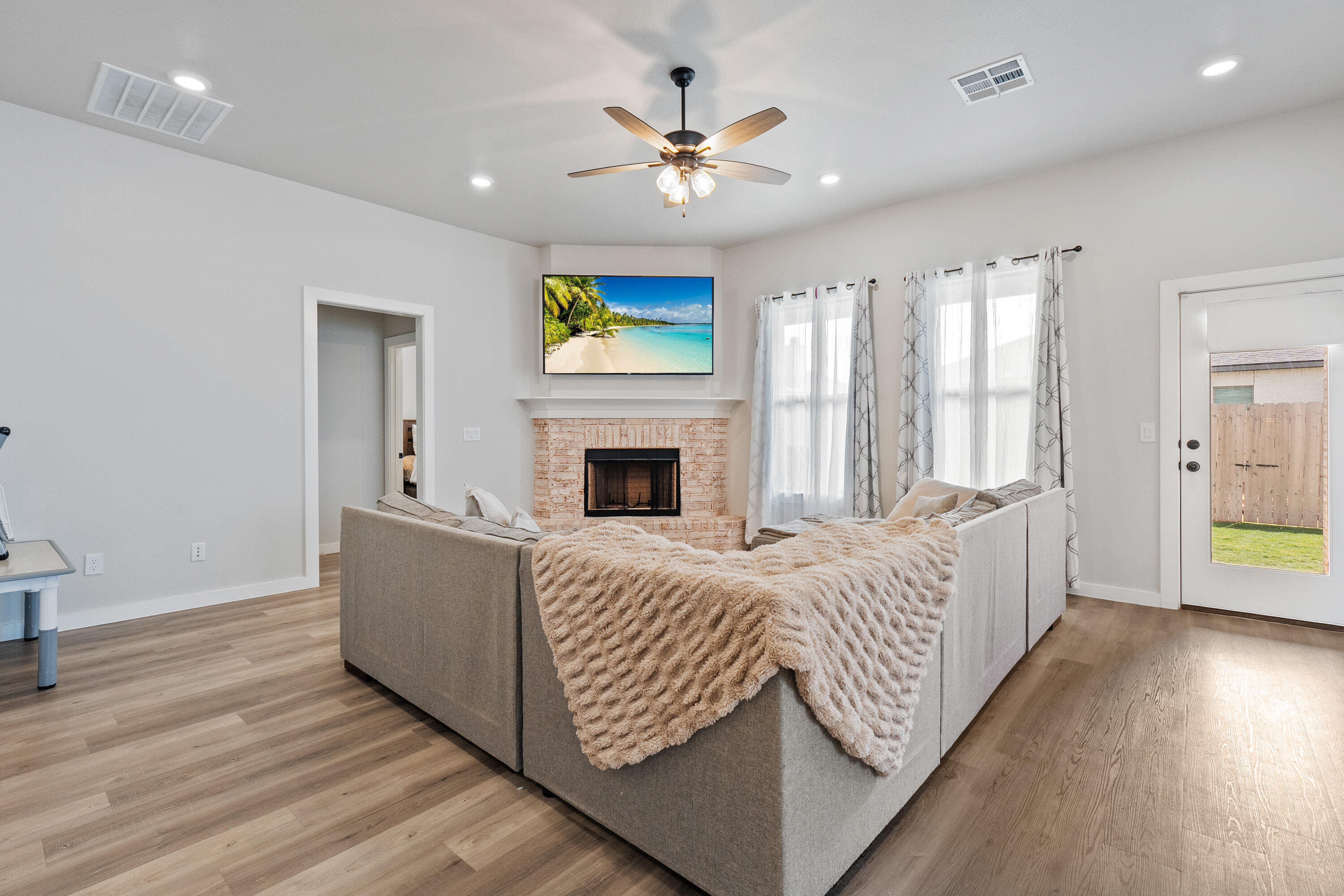 2929 137th Street Lubbock, TX 79423 - Photo 6 of 31 DSC07546