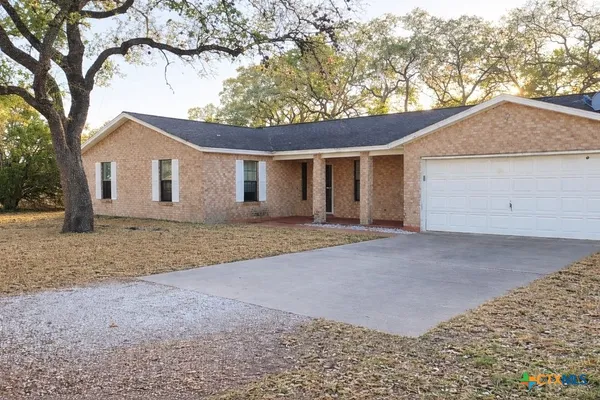 $299,900 | 2950 Farm To Market Road 884, Yorktown, TX 78164