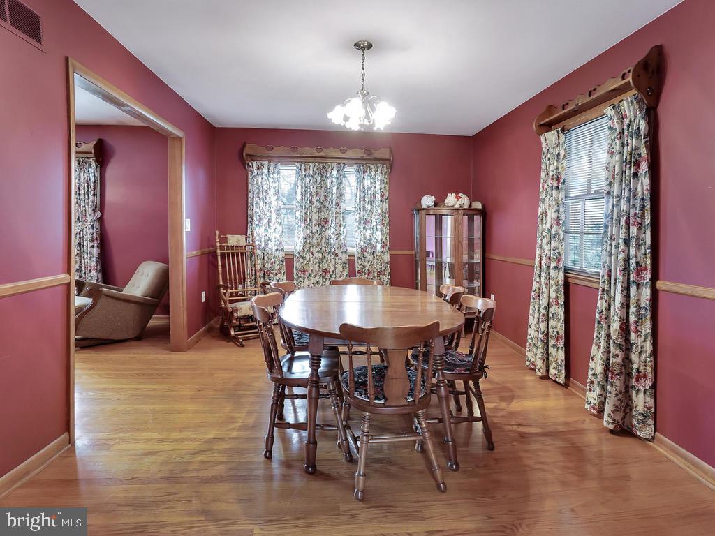 9818 Bethel Road Frederick, MD 21702 - Photo 7 of 43