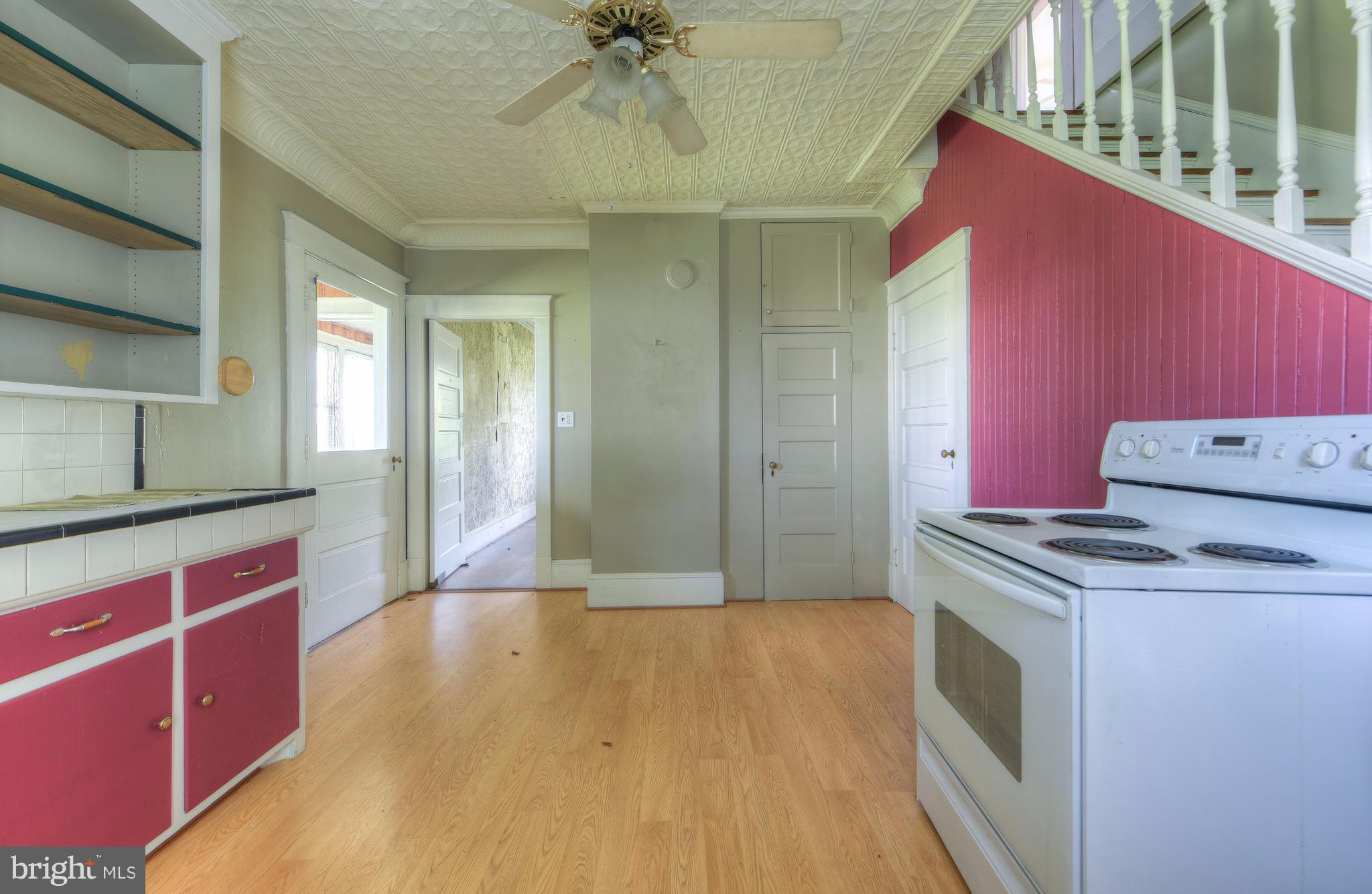 1846 Leedstown Road Colonial Beach, VA 22443 - Photo 16 of 29 Kitchen