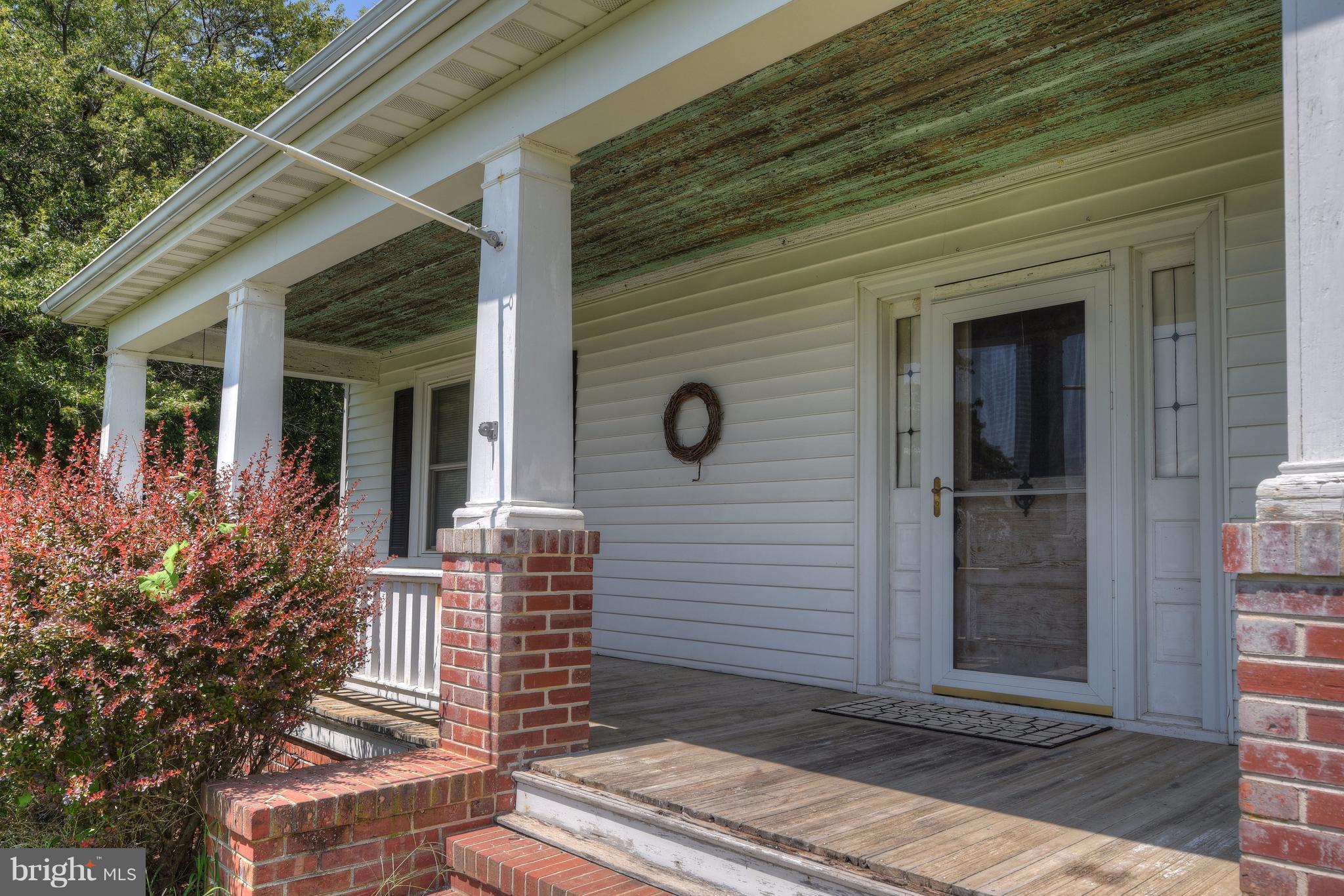 1846 Leedstown Road Colonial Beach, VA 22443 - Photo 3 of 29 Exterior (Front)