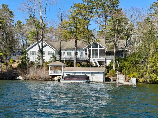 $4,395,000 | 6 Gov Wentworth Highway, Tuftonboro, NH 03853