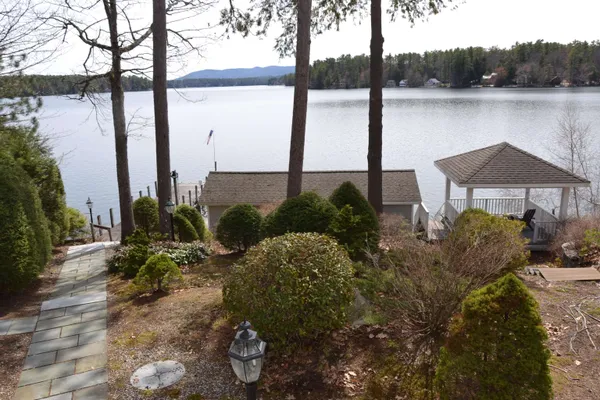 $4,395,000 | 6 Gov Wentworth Highway, Tuftonboro, NH 03853