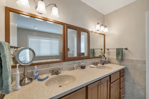 $4,395,000 | 6 Gov Wentworth Highway, Tuftonboro, NH 03853