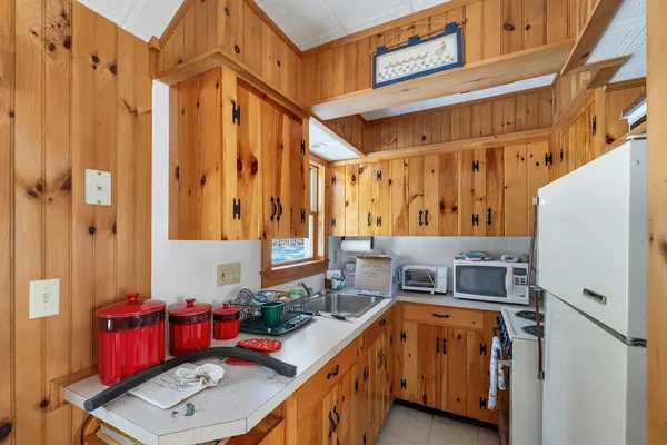 $4,395,000 | 6 Gov Wentworth Highway, Tuftonboro, NH 03853