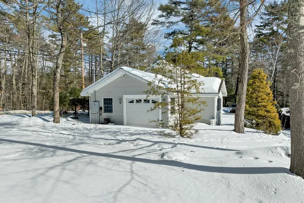$4,395,000 | 6 Gov Wentworth Highway, Tuftonboro, NH 03853