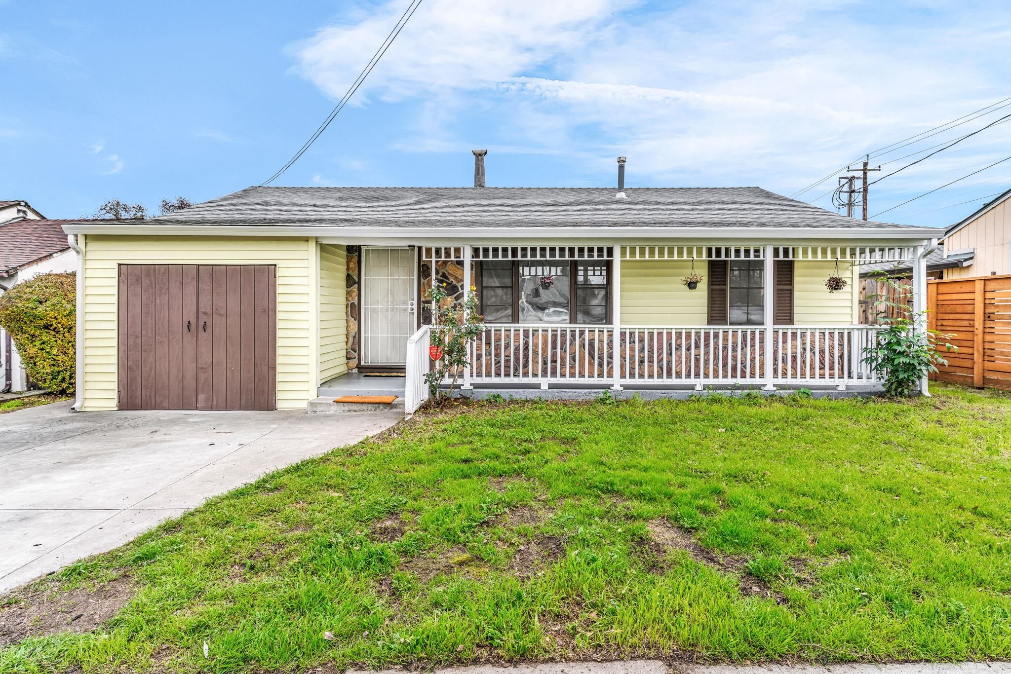 175 Clyde Avenue Pittsburg, CA 94565 - Photo 2 of 33