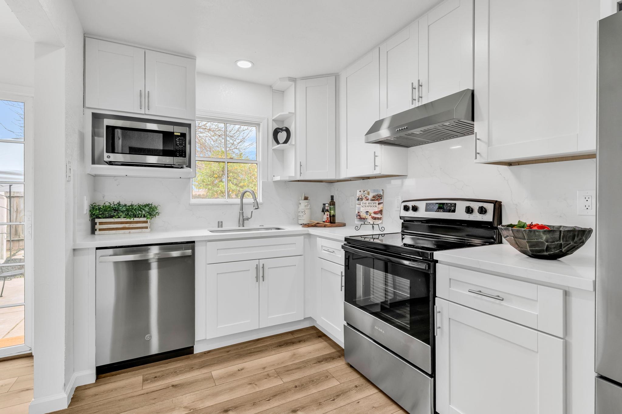 175 Clyde Avenue Pittsburg, CA 94565 - Photo 10 of 33