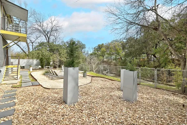 $8,595 | 1301 South 1st Street, Unit 1 & 2, Austin, TX 78704
