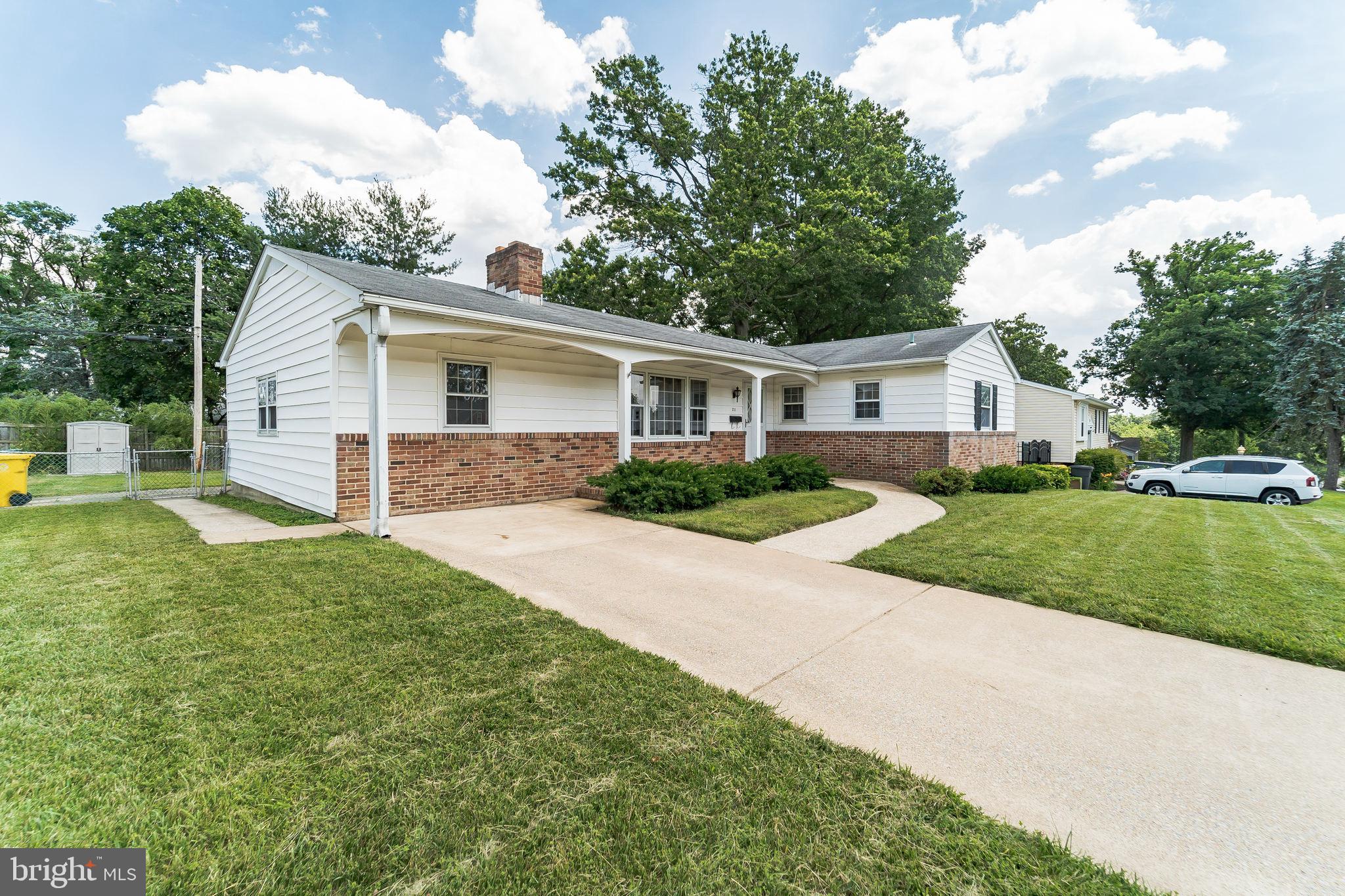 213 Homewood Road Linthicum Heights, MD 21090 - Photo 3 of 40 Gallery Image 3