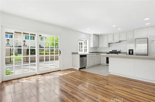 $1,399,900 | 48 Willow Tree Lane, Irvine, CA 92612