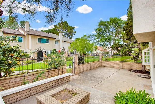 $1,399,900 | 48 Willow Tree Lane, Irvine, CA 92612