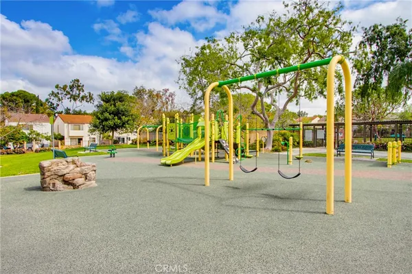 $1,399,900 | 48 Willow Tree Lane, Irvine, CA 92612