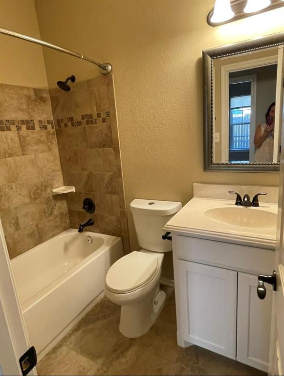 719 Harness Trail Granbury, TX 76049 - Photo 13 of 17