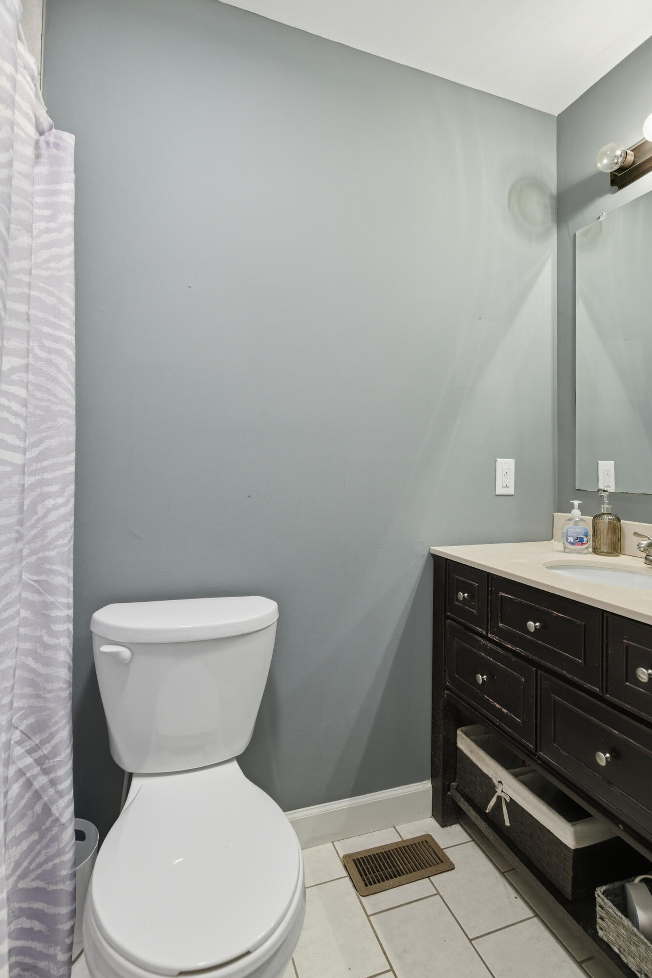 1291 Mathis Ferry Road Mount Pleasant, SC 29464 - Photo 11 of 16 Full Bathroom #1