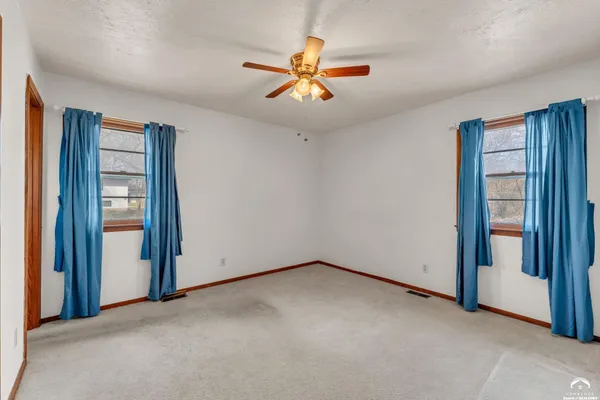 $240,000 | 814 West 27th Street, Lawrence, KS 66046