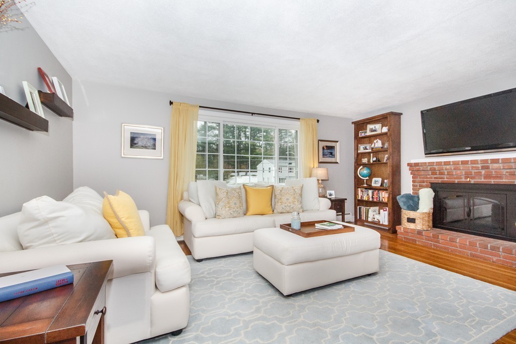 8 Pine Ridge Road North Reading, MA 01864 - Photo 7 of 24 Gallery Image 7