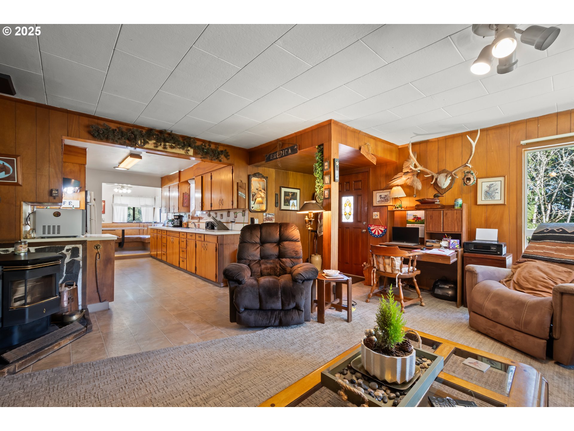 503 Carnine Road Castle Rock, WA 98611 - Photo 8 of 40 Gallery Image 8