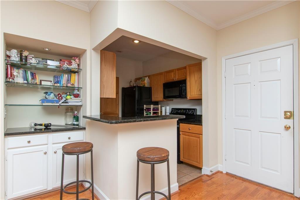 2921 Lenox Road Northeast, Unit 309 Atlanta, GA 30324 - Photo 5 of 17 Gallery Image 5
