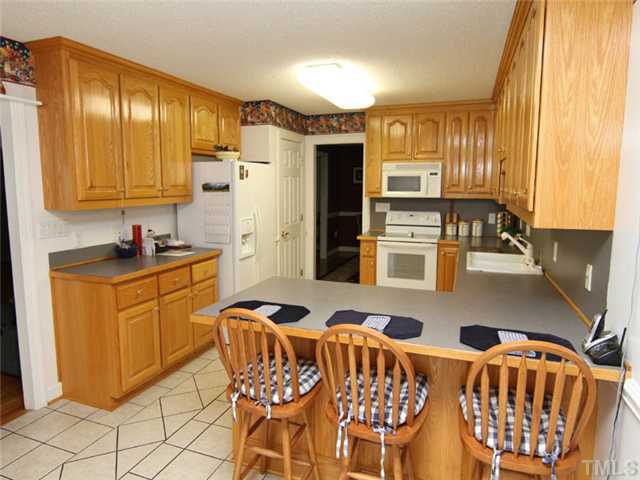 1204 Patterson Road Durham, NC 27704 - Photo 8 of 25