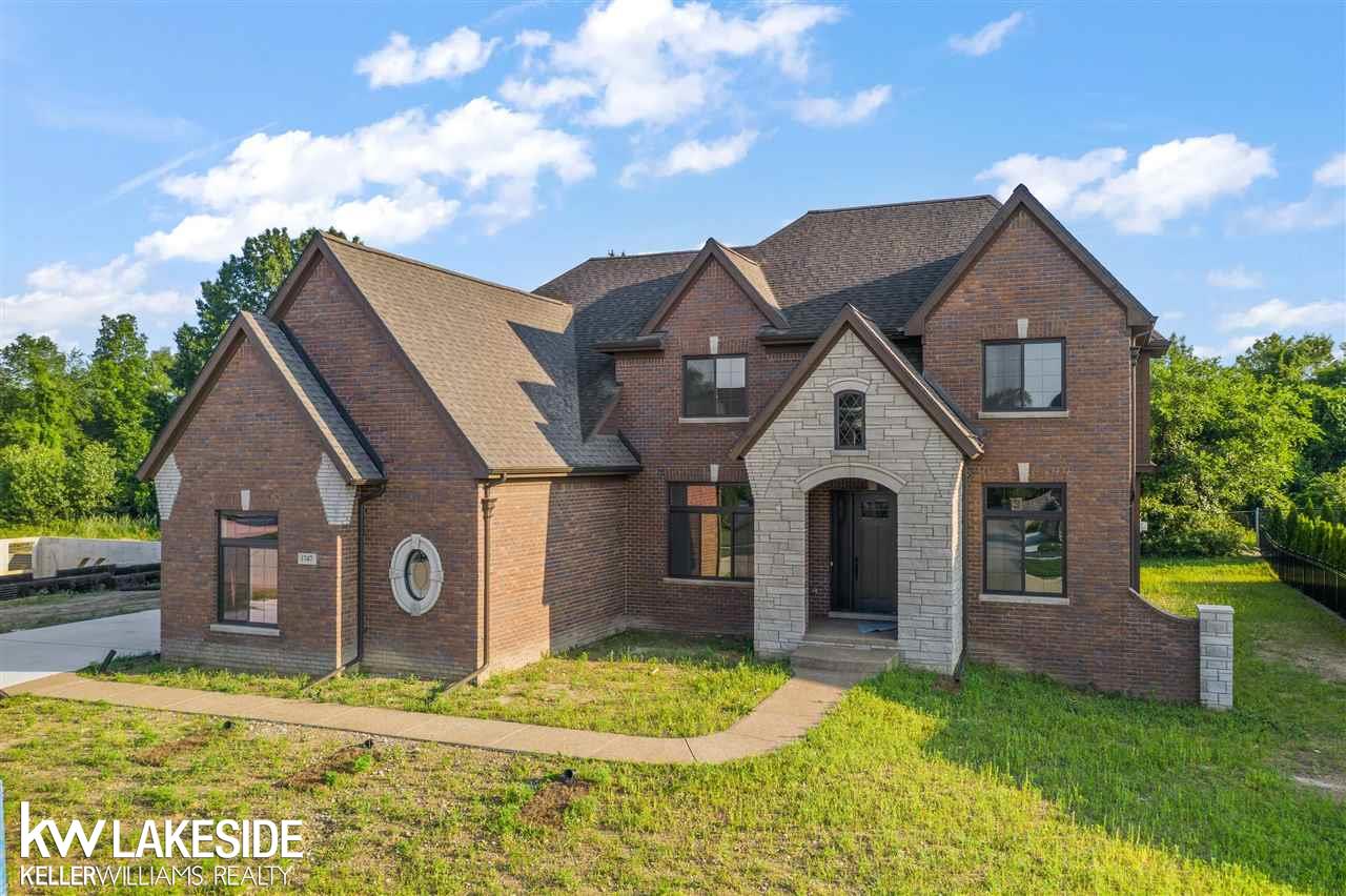 1922 Traceky, Unit 286 Rochester Hills, MI 48306 - Photo 2 of 51