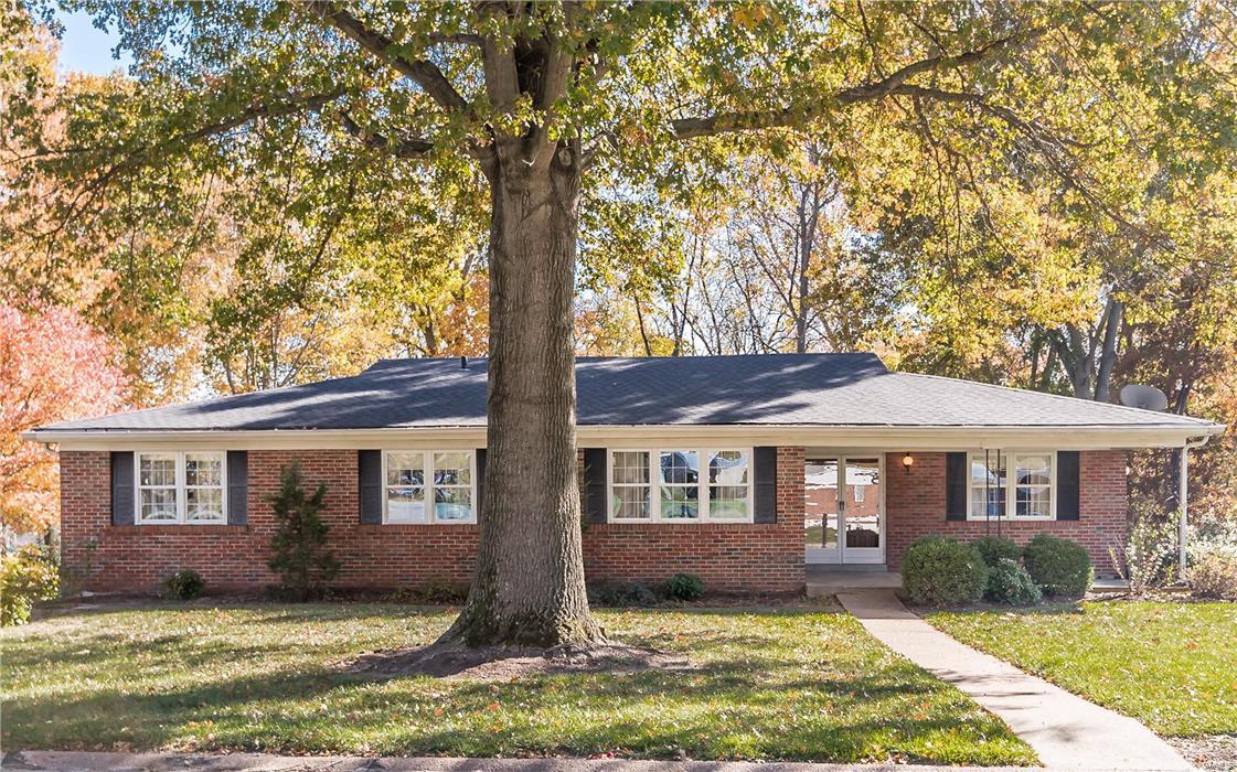 1000 Providence Road Ballwin, MO 63011 - Photo 1 of 59 Gallery Image 1