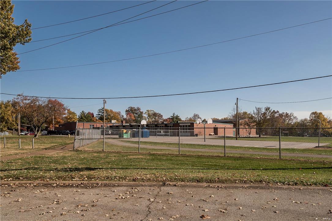 1000 Providence Road Ballwin, MO 63011 - Photo 17 of 59 Gallery Image 17