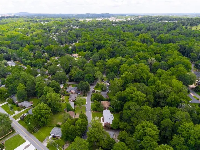 $519,900 | 305 Brookwood Drive Southwest, Marietta, GA 30064