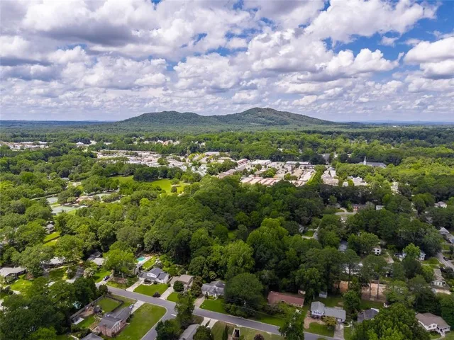 $519,900 | 305 Brookwood Drive Southwest, Marietta, GA 30064