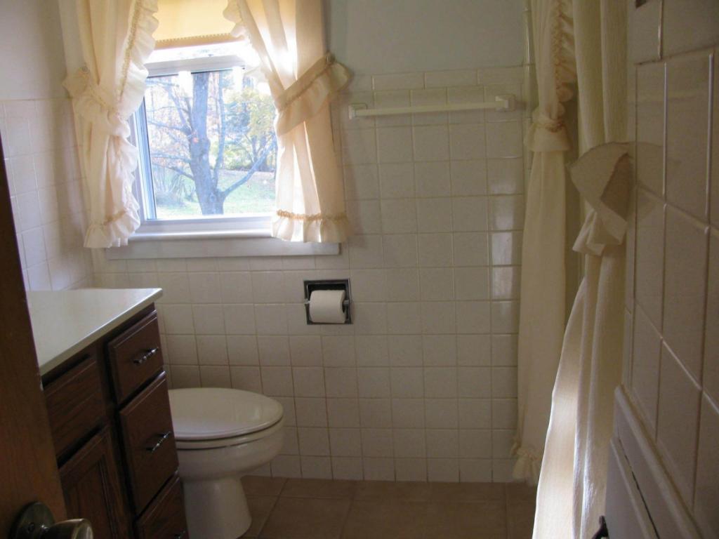 224 Jensen Road Vestal, NY 13850 - Photo 15 of 26 Gallery Image 15